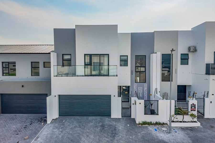 4 Bedroom Property for Sale in Sandown Western Cape